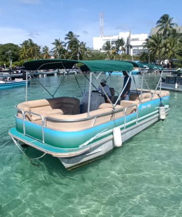 Paseo en barco por san andres